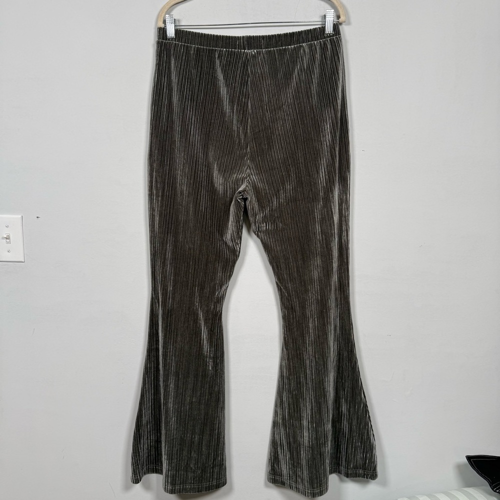 NATURAL LIFE Flare Pants, Size L, Like New!